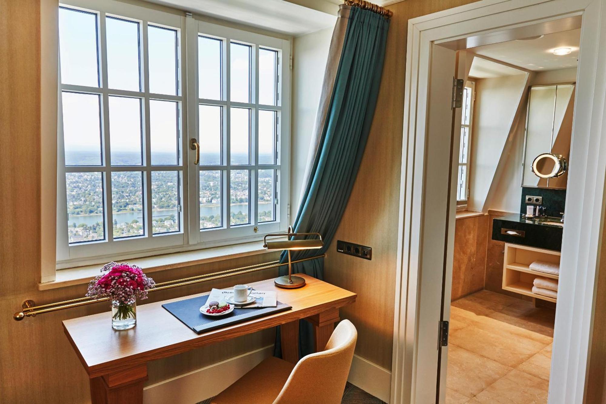 Steigenberger Icon Grandhotel & Spa Petersberg Königswinter Oda fotoğraf